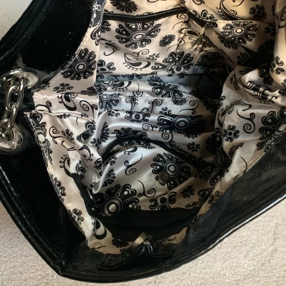 GRACE Handbag Adele Zebra Floral Bag in black - Picture 4 of 16